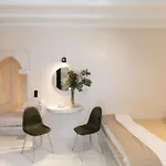 Cassaris Mykonos *