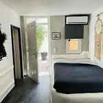 Cassaris Mykonos *